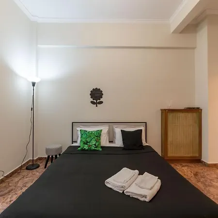 Apartment Pink Flat Exarcheia Netflix *